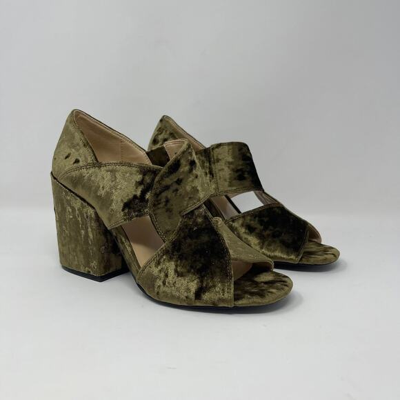 Cabi Interlock Crushed Velvet Sandal Womens 8 Moss Green Peep Toe Heel 6016 - Picture 1 of 11